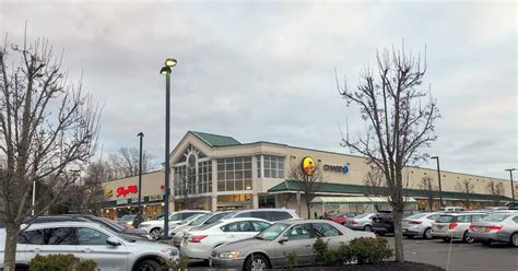 Shoprite aberdeen nj - With nearly 280 ShopRite supermarkets located throughout New Jersey, New York, Pennsylvania, Connecticut, Delaware and Maryland, ShopRite serves millions of customers each week.